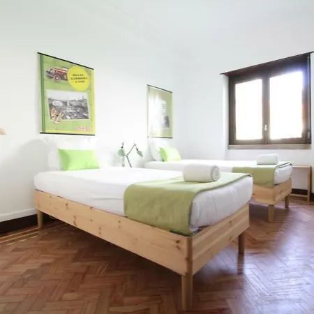 Terrace In For Groups * Lizbona