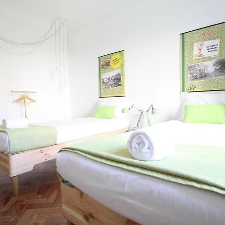 Terrace In For Groups Lisboa